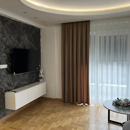 Lux Jocic Врнячка-Баня