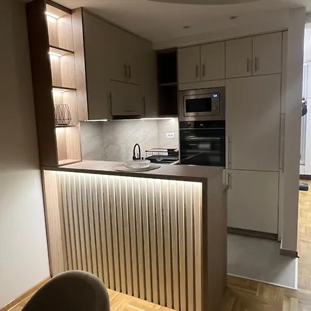 Lux Jocic Врнячка-Баня